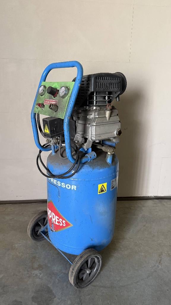 Lucht kompressor 50L, 1.8kW, 240V, Ophalen, Gebruikt, 6 tot 10 bar, 25 tot 100 liter