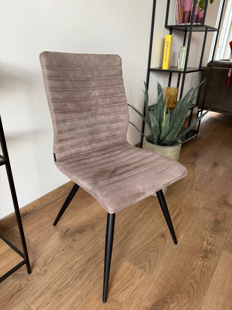 Ronde eettafel 130 cm + 4 stoelen + salontafel (set), Ophalen, Zo goed als nieuw, Vier