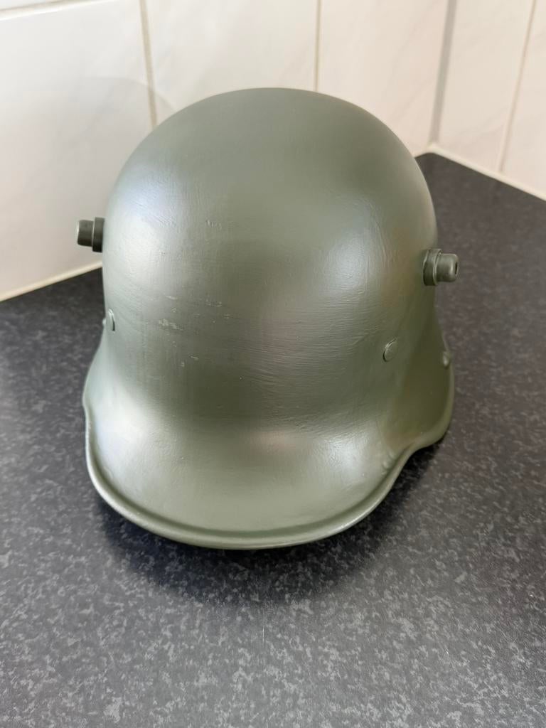 WW1 Duitse M16 helm, maat SI 66., Verzamelen, Verzenden, Landmacht, Helm of Baret