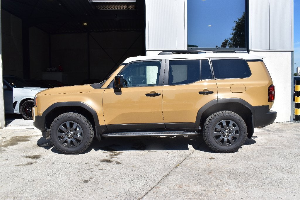 Toyota Land Cruiser Eerste editie 966 KM - *MARGE, Auto's, Automaat, Dealer onderhouden, Beige, https://public.car-pass.be/vhr/d380cb06-45e5-4d46-b242-6ab6084ef2bc?lang=fr