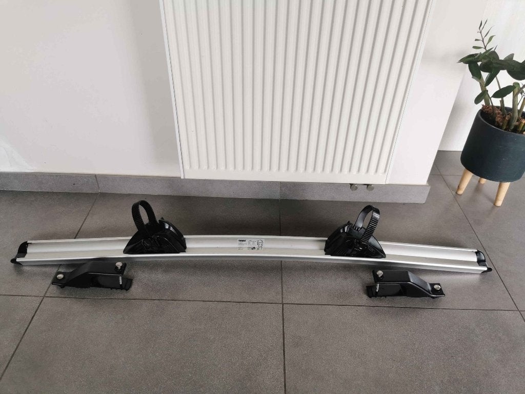 Thule Elite G2 –rail /wielgoot voor camper of caravan –130cm, Enlèvement, 2 vélos