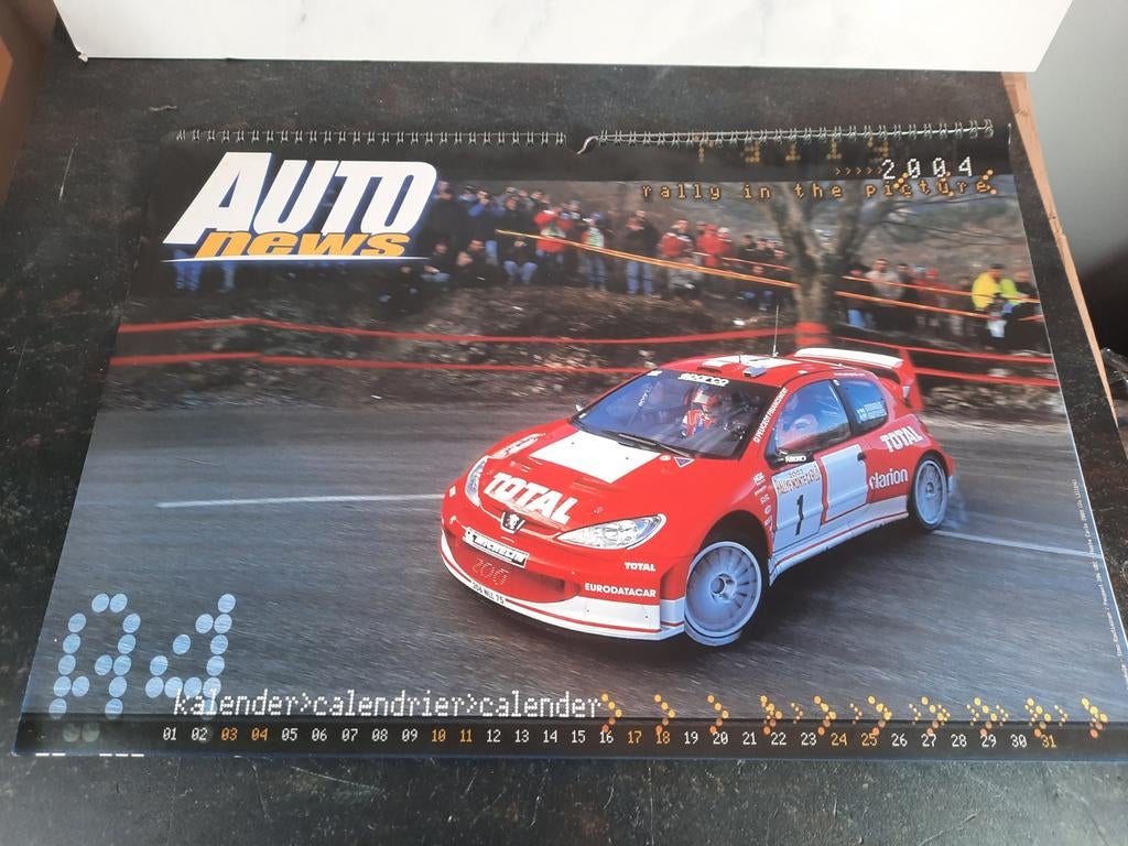 10 verschillende Rally auto news jaarkalenders, Collections, Marques automobiles, Motos & Formules 1, Comme neuf, Voitures, Enlèvement ou Envoi