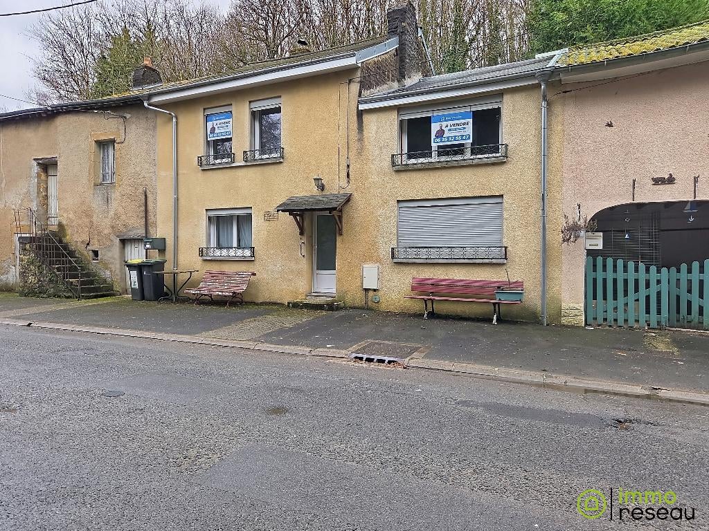 𝗠𝗮𝗶𝘀𝗼𝗻 𝗱𝗲 𝟭𝟯𝟬 𝗺² 𝗮̀ 𝗗𝗮𝗶𝗴𝗻𝘆, Village, Maison d'habitation, 3 pièces, France
