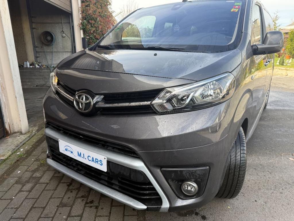Toyota ProAce Compact 8PL 61000KM (bj 2017), Auto's, Voorwielaandrijving, Gebruikt, Euro 6, 4 cilinders