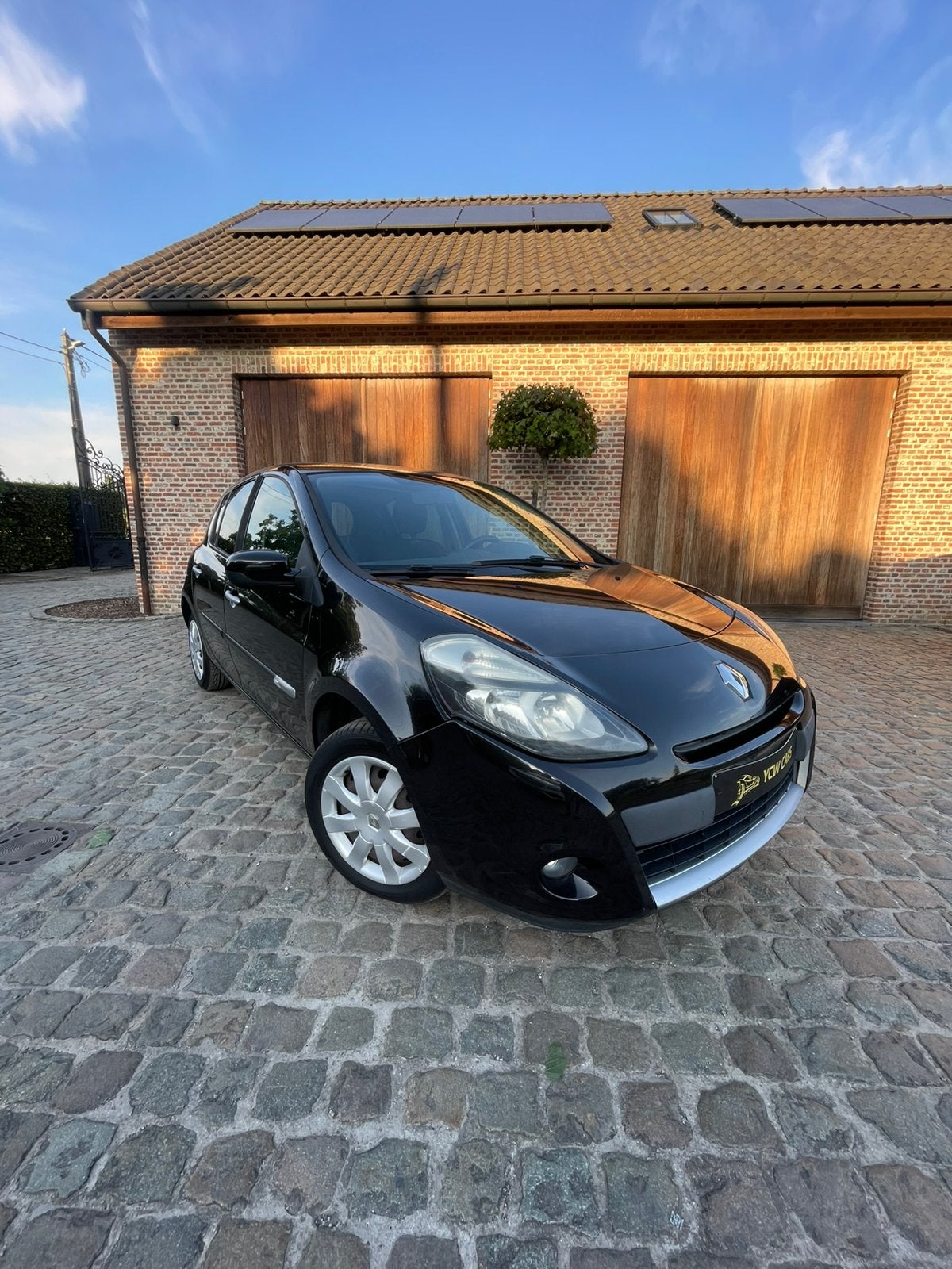 Renault Clio (Ice watch edition) 2011 1.2 Benzine Airco, Auto's, Voorwielaandrijving, Zwart, 4 cilinders, Zwart