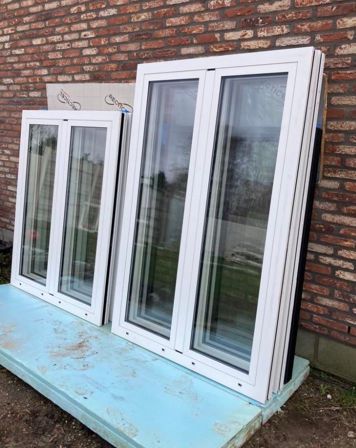 Alu ramen wit structuur dubbel glas draai kip, Doe-het-zelf en Bouw, Raamkozijnen en Schuifdeuren, Ophalen, Zo goed als nieuw