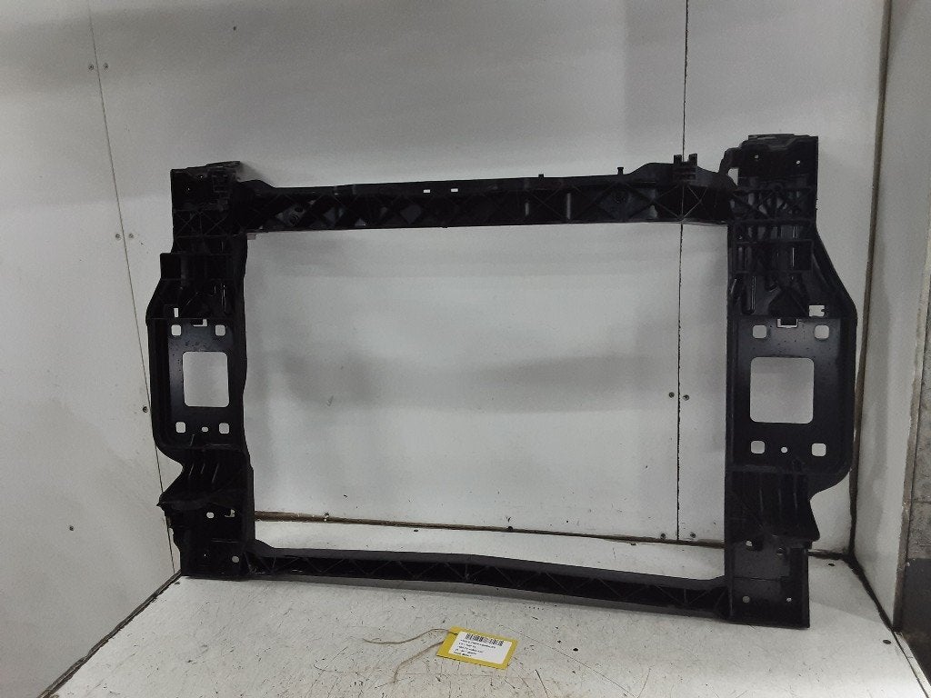 FACE AVANT Audi e-tron Sportback (GEA) (01-2019/07-2023), Autos : Pièces & Accessoires, Auto-Union-Straße  1,
85057  Ingolstadt, DE