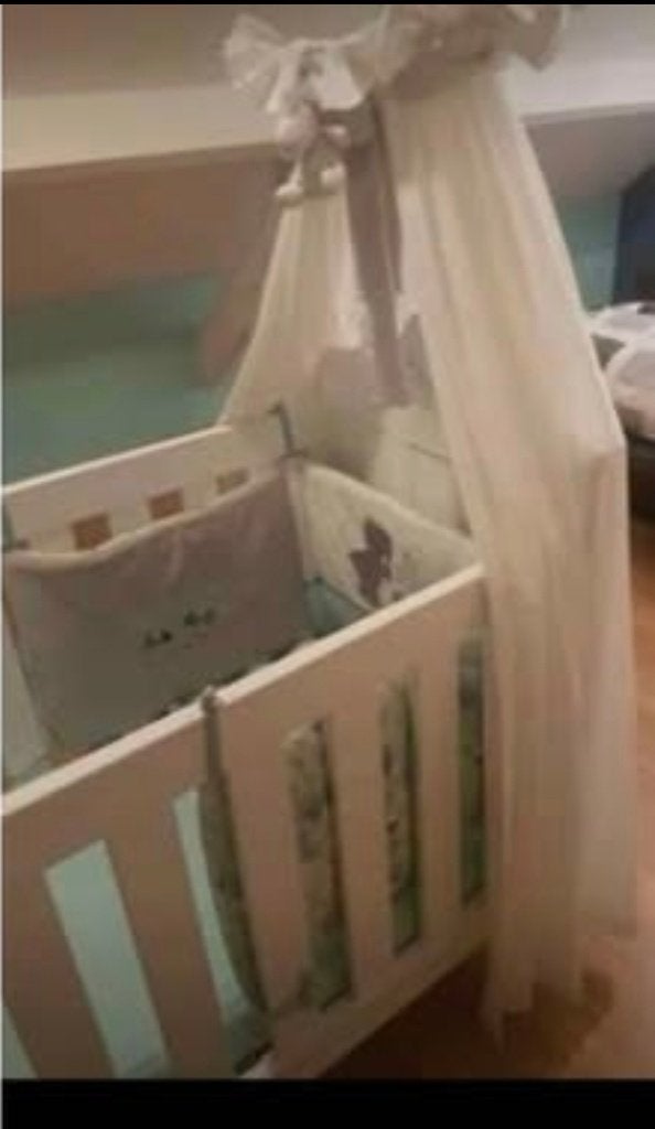 Babybed, Kinderen en Baby's, Babywiegjes en Ledikanten, Ophalen, Zo goed als nieuw, Ledikant