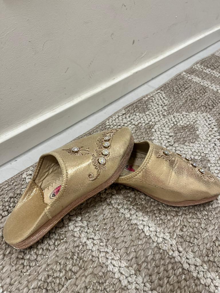 Pantoffels voor meisjes, Kleding | Dames, Schoenen, Ophalen, Nieuw