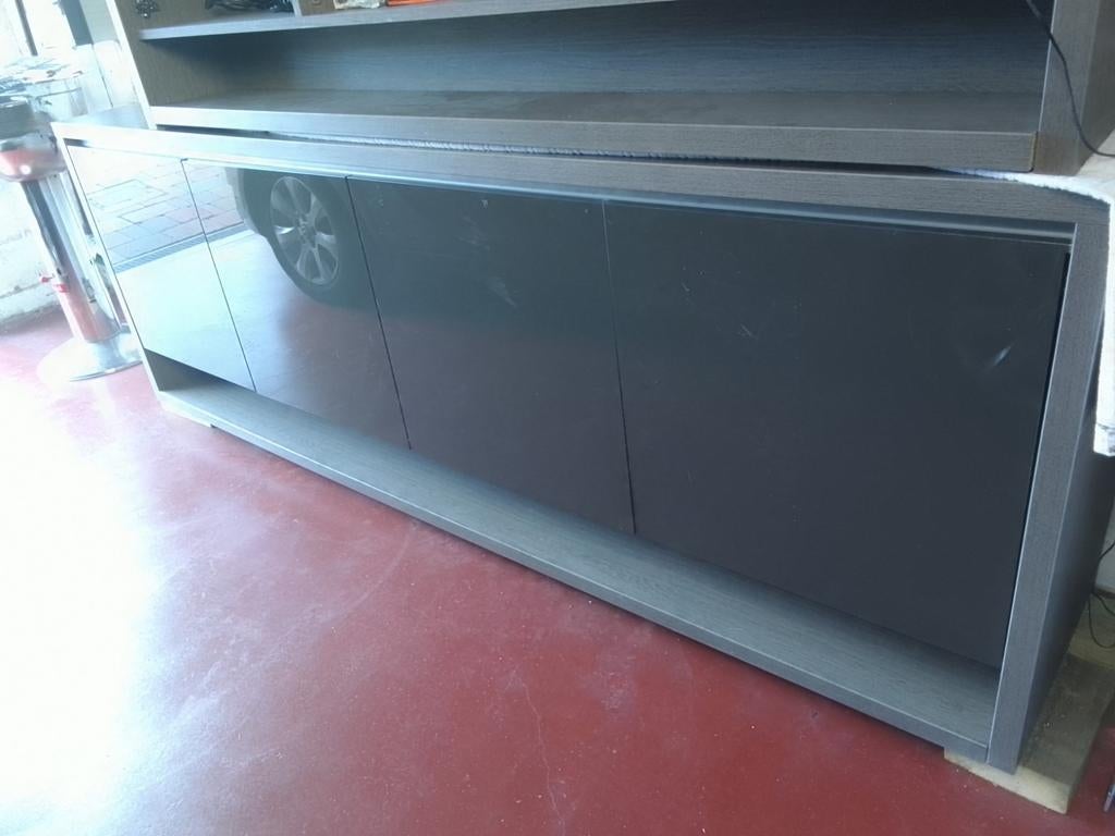 Dressoir, Ophalen