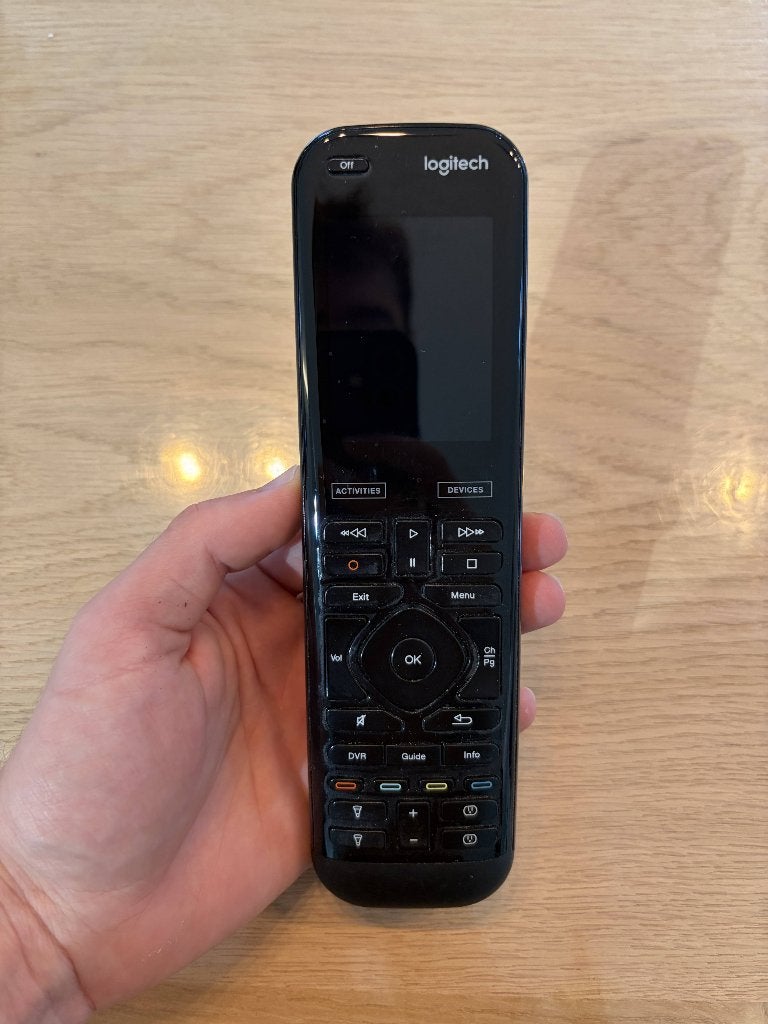 Télécommande universelle Logitech Harmony 950, Récepteur ou Amplificateur, Universel, Comme neuf, Avec écran