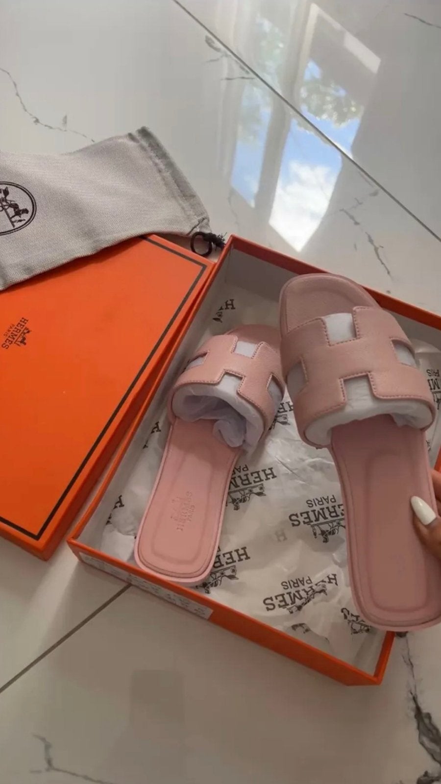 Roze Hermes orang slippers nieuw!, Ophalen, Nieuw, Roze, Slippers