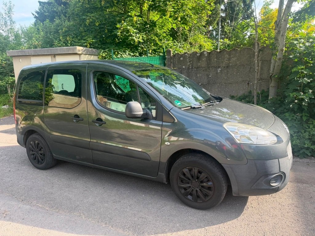 Peugeot Partner Tepee 1.6 HDI familiale modèle 2014, Autos, Peugeot, 4 portes, 113 g/km, Particulier, Tissu