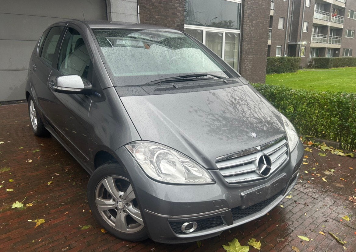 MERCEDES A160 1.5i/115 000KM GPS+RADAR+AIRCO/C.T OK+CAR-PASS, Achat, Boîte manuelle, Noir, 5 portes