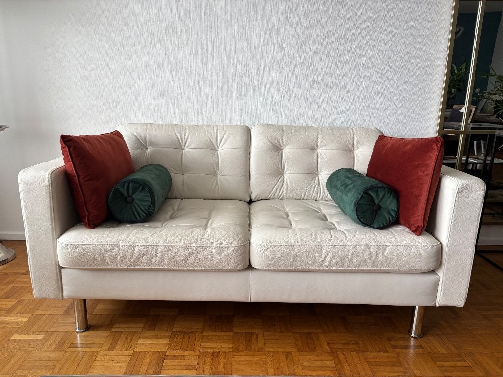 Canapé 2 places en cuir blanc Landskrona, 75 à 100 cm, Comme neuf, Enlèvement, Deux personnes