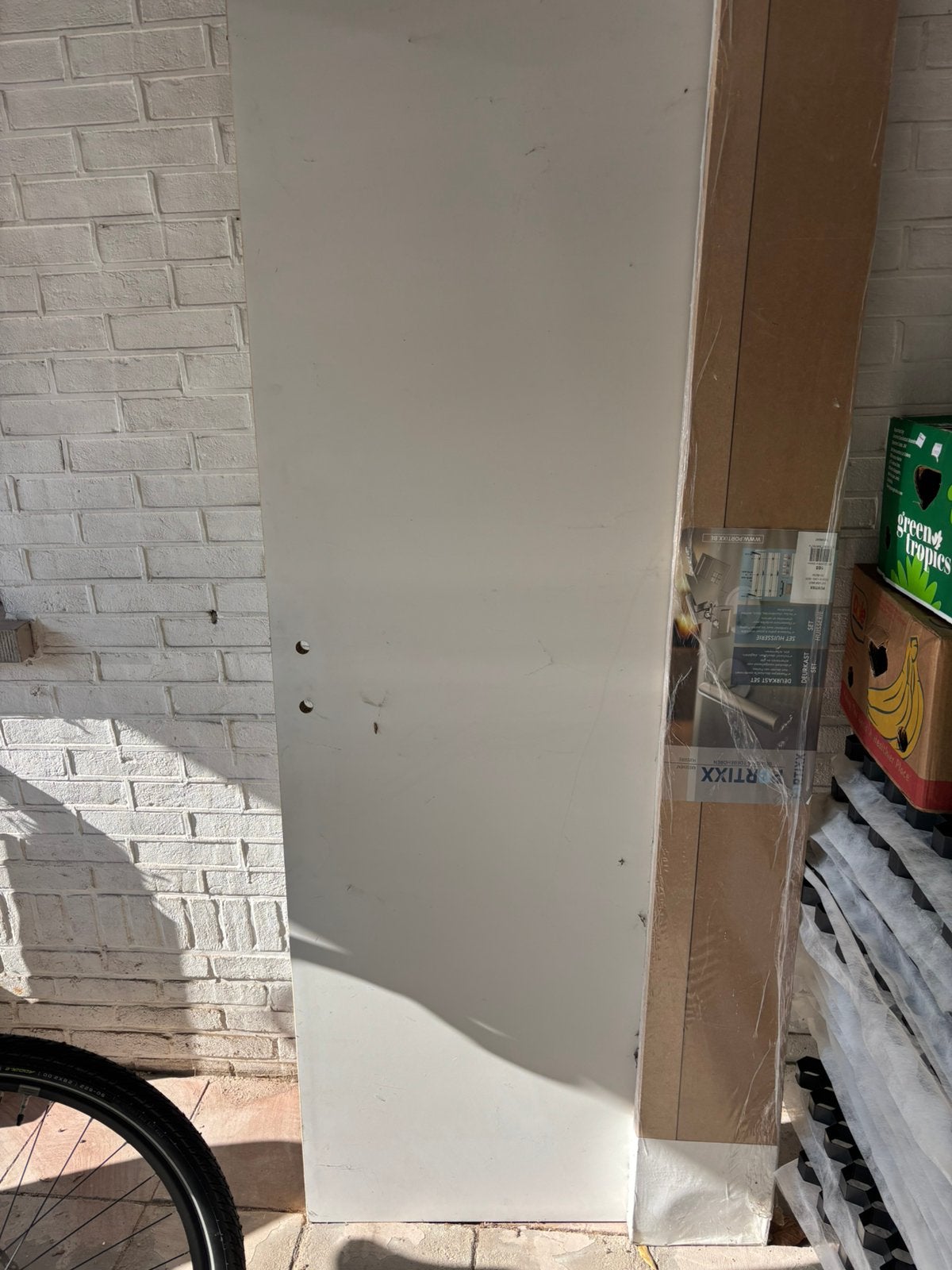 Nieuwe verf deur, Doe-het-zelf en Bouw, Deuren en Vliegenramen, Ophalen, Zo goed als nieuw