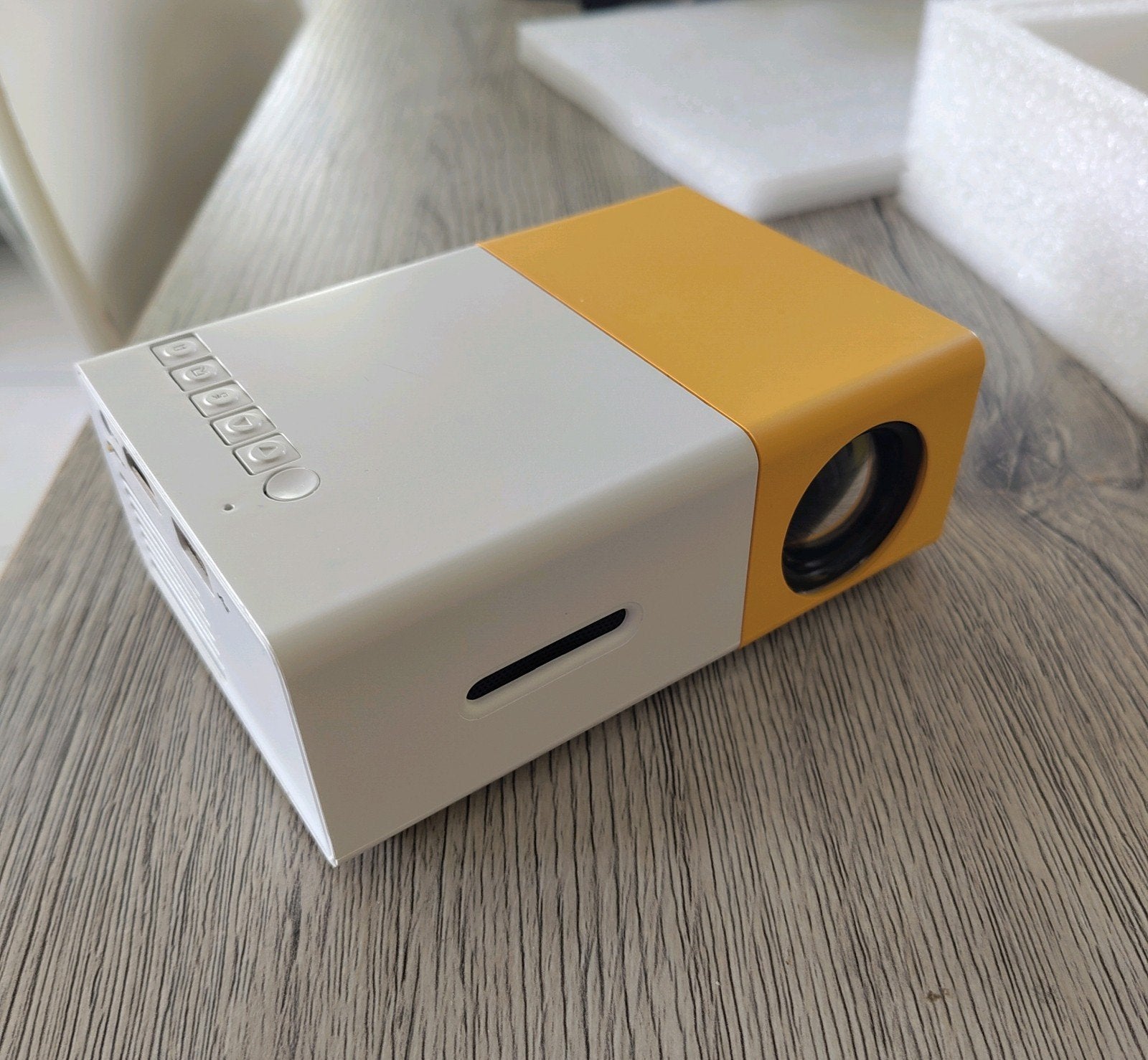 Projecteur LED, Audio, Tv en Foto, Beamers, Ophalen, Zo goed als nieuw, LED, TFT LCD