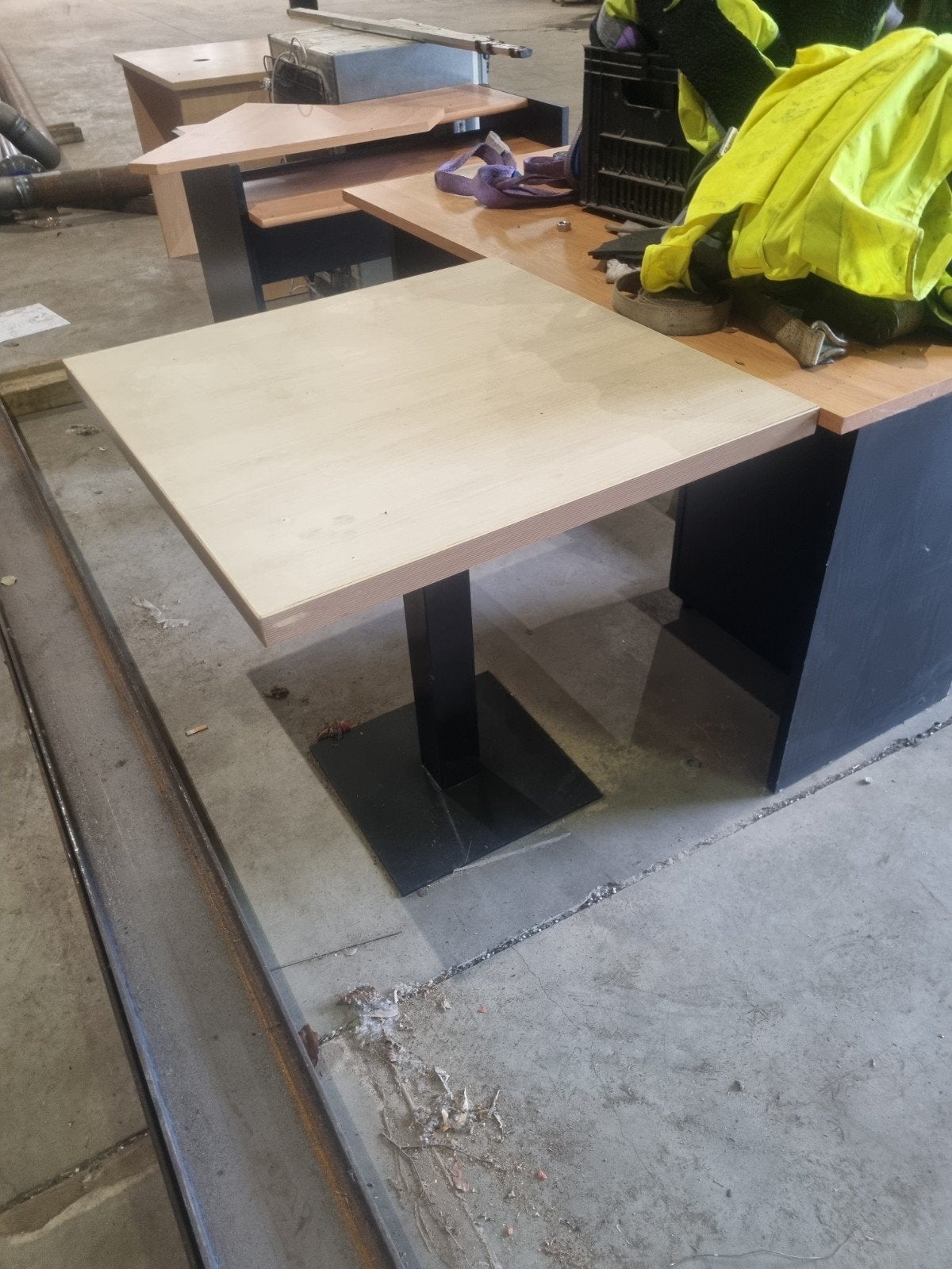 Tables à récupérer (2 pièces) gratuitement, Enlèvement