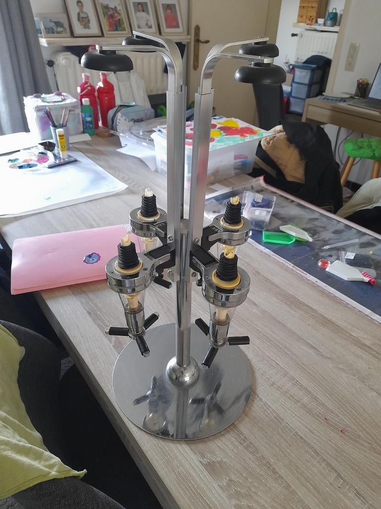 Een bar butler carrousel een draaibare drank dispenser, Enlèvement, Utilisé