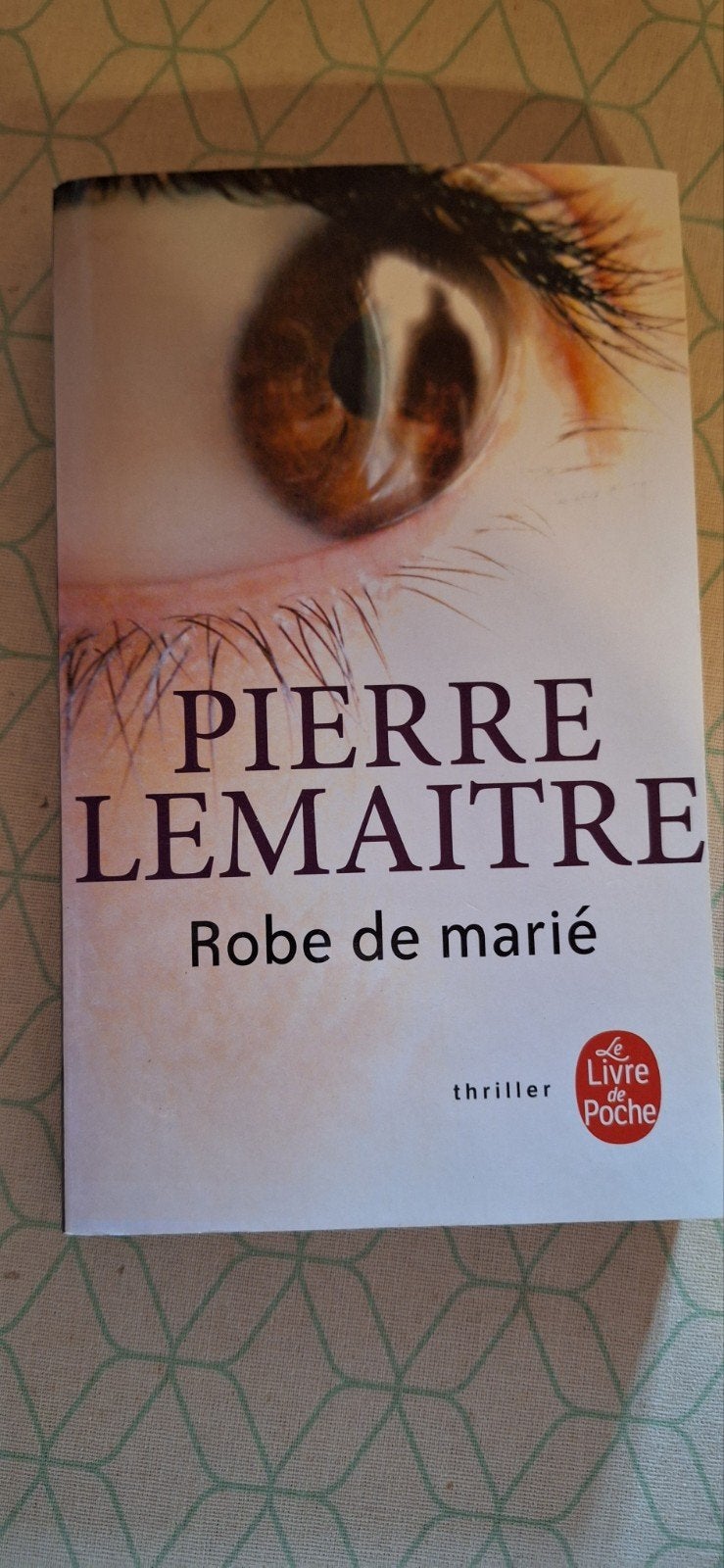 Robe de marié, Ophalen