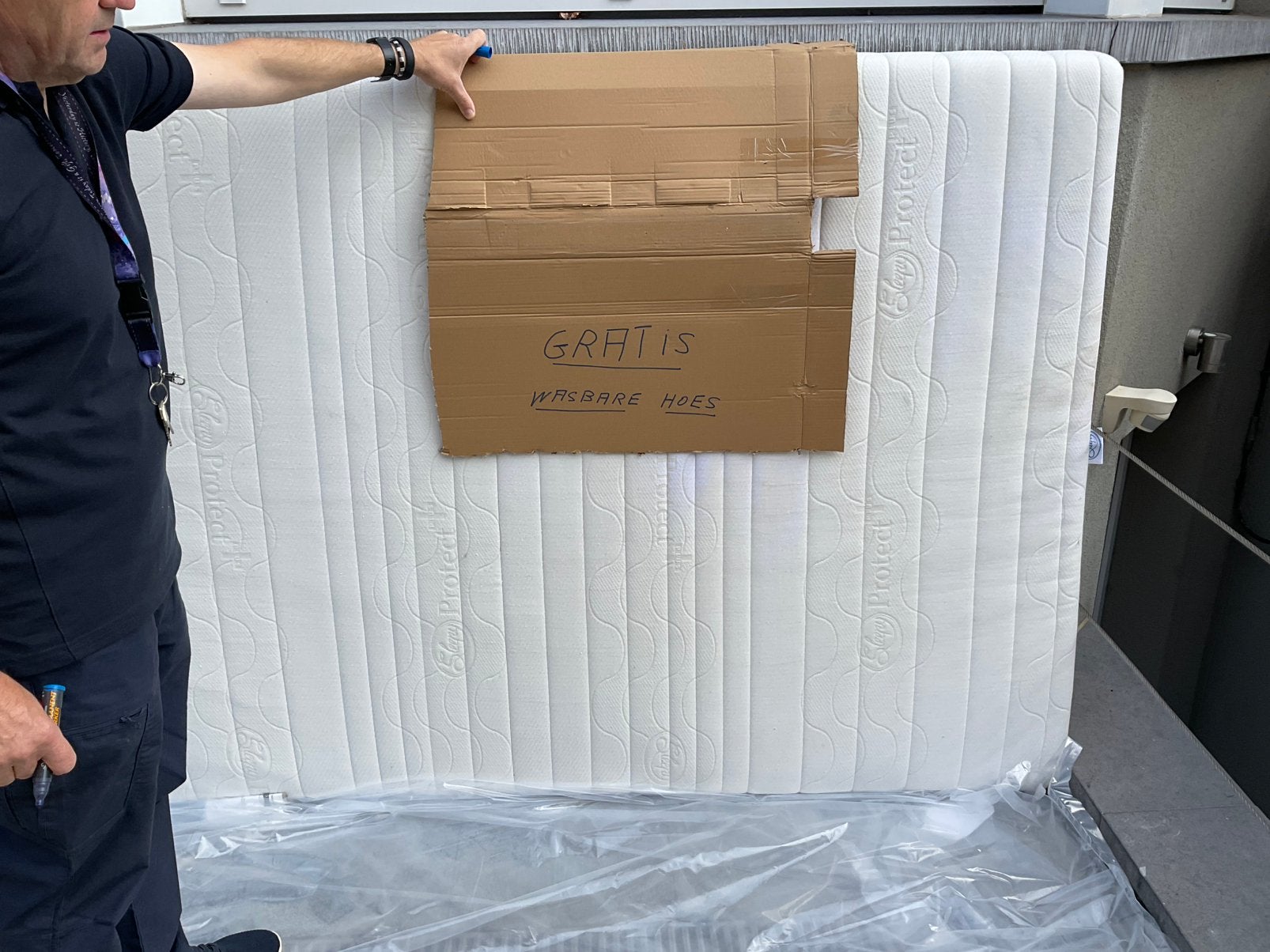 Gratis Matras, Enlèvement, Comme neuf, 200 cm, 140 cm