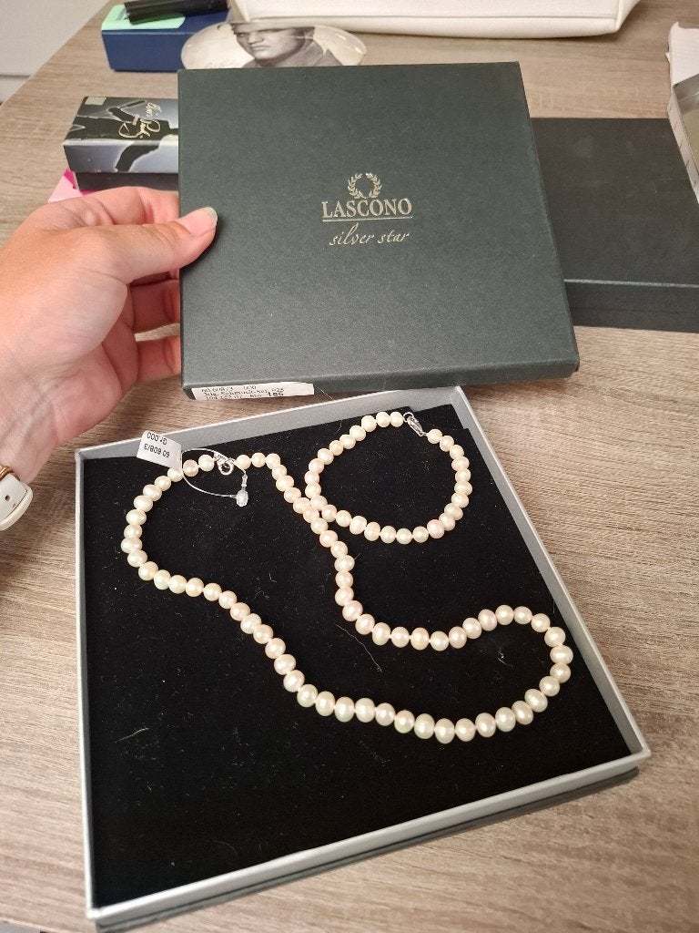 Mooie parelketting en armband lascono silver star, Bijoux, Sacs & Beauté, Bracelets, Enlèvement ou Envoi, Neuf, Argent, Argent