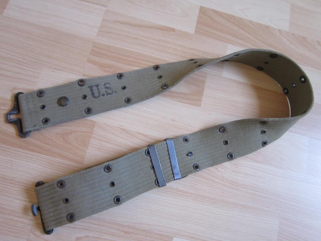 Amerikaanse riem uit de Tweede Wereldoorlog 1942, Verzamelen, Militaria | Tweede Wereldoorlog, Overige soorten, Verzenden