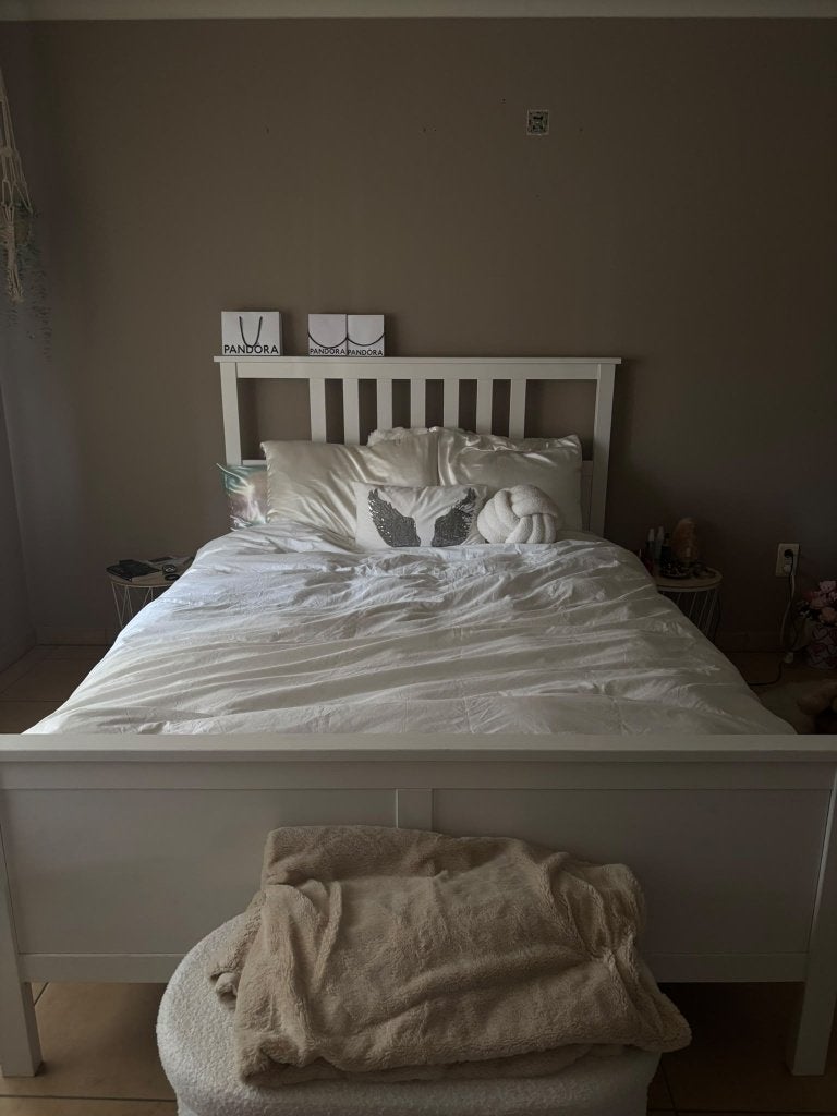 Bed 1.40m op 2.00m, Ophalen