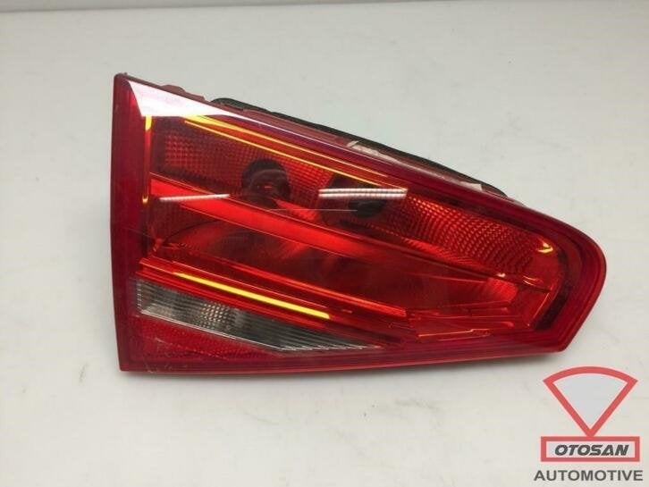 audi a4 8k b8 2014 facelift berline feu arri re gauche int r, AUDI AG, Auto-Union-Strasse 1
85045  Ingolstadt, DE, Audi, Utilisé
