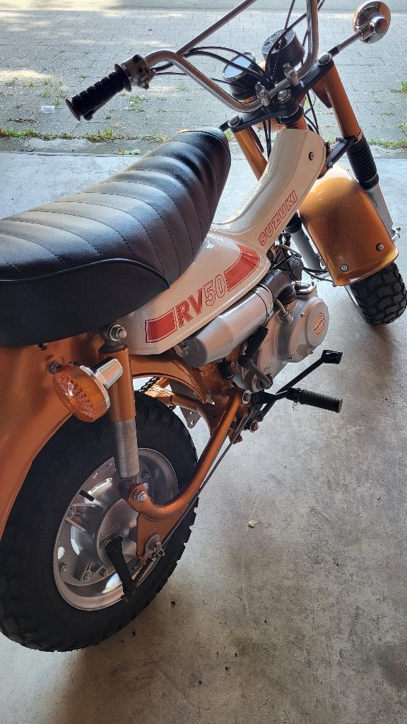 Suzuki RV 50, Vélos & Vélomoteurs, Cyclomoteurs | Oldtimers & Ancêtres, Enlèvement, 4 vitesses, 49 cm³
