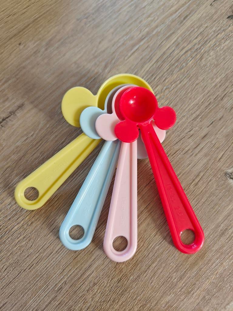 Petites cuillères doseuses Mickey