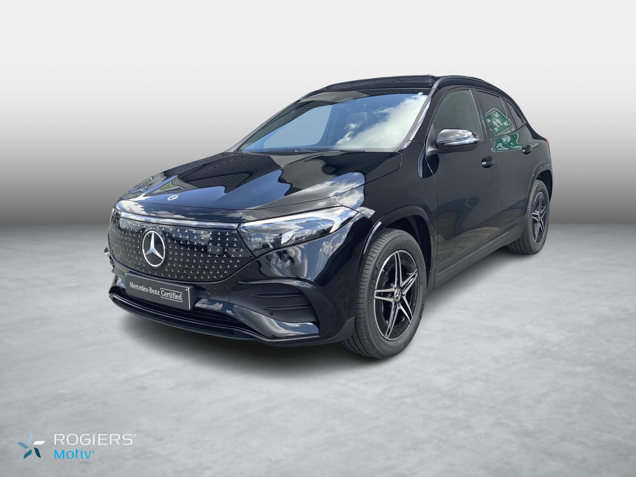 Mercedes-Benz EQA 250+ AMG Line, Apple Carplay, Achat, Entretenue par le concessionnaire, Noir