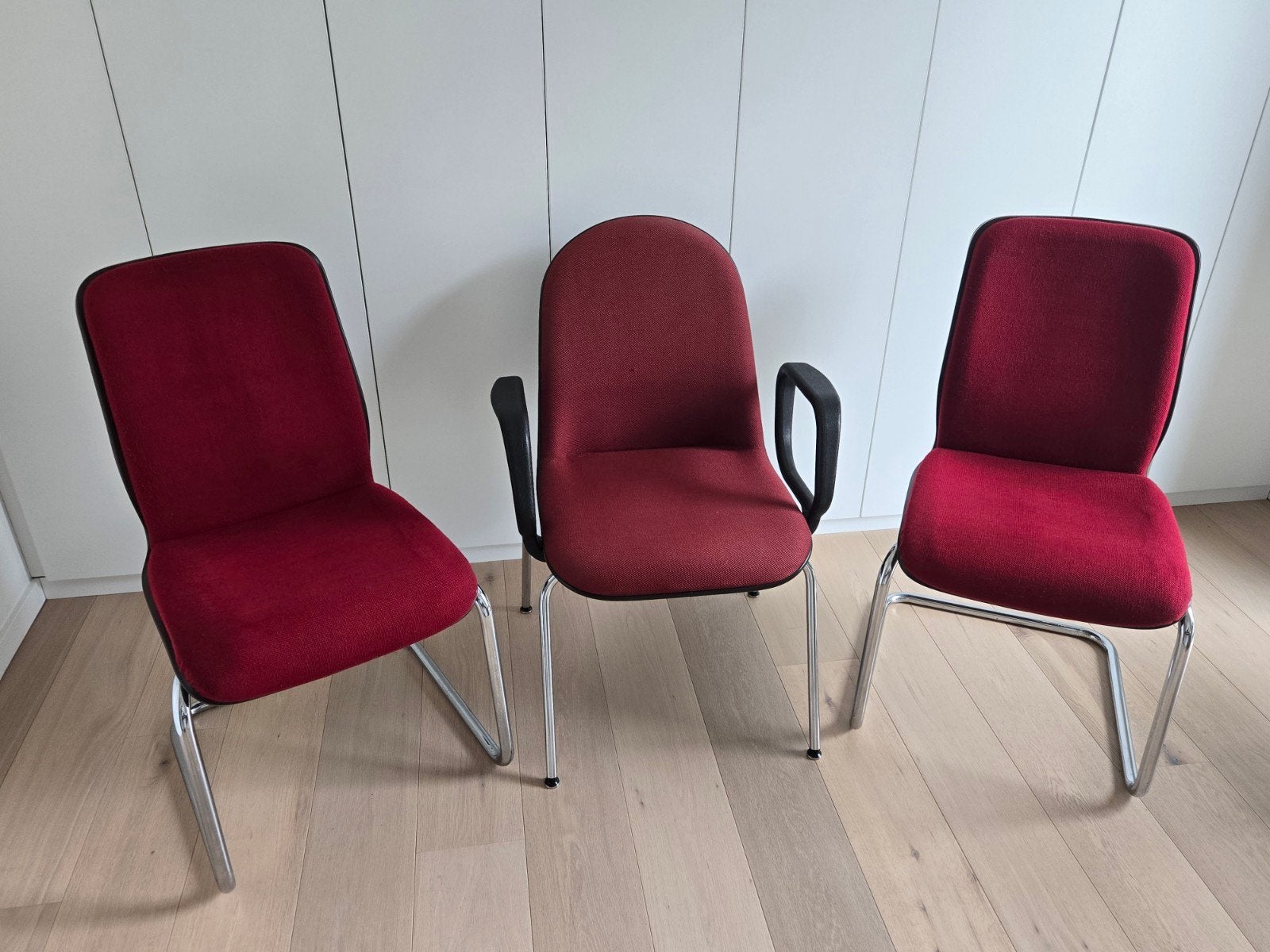 Trois belles chaises vintage rétro en 70 en parfait état, Trois, Autres couleurs, Comme neuf, Enlèvement