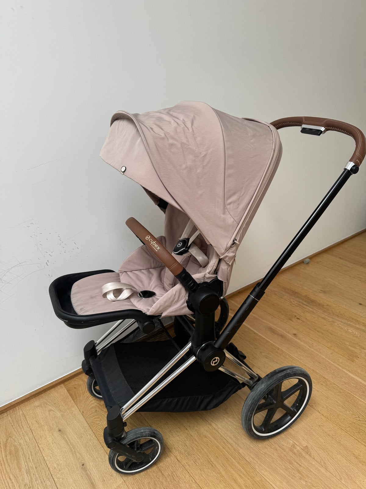 Cybex Priam 4 Cosy Beige kinderwagen, Ophalen, Zo goed als nieuw, Kinderwagen