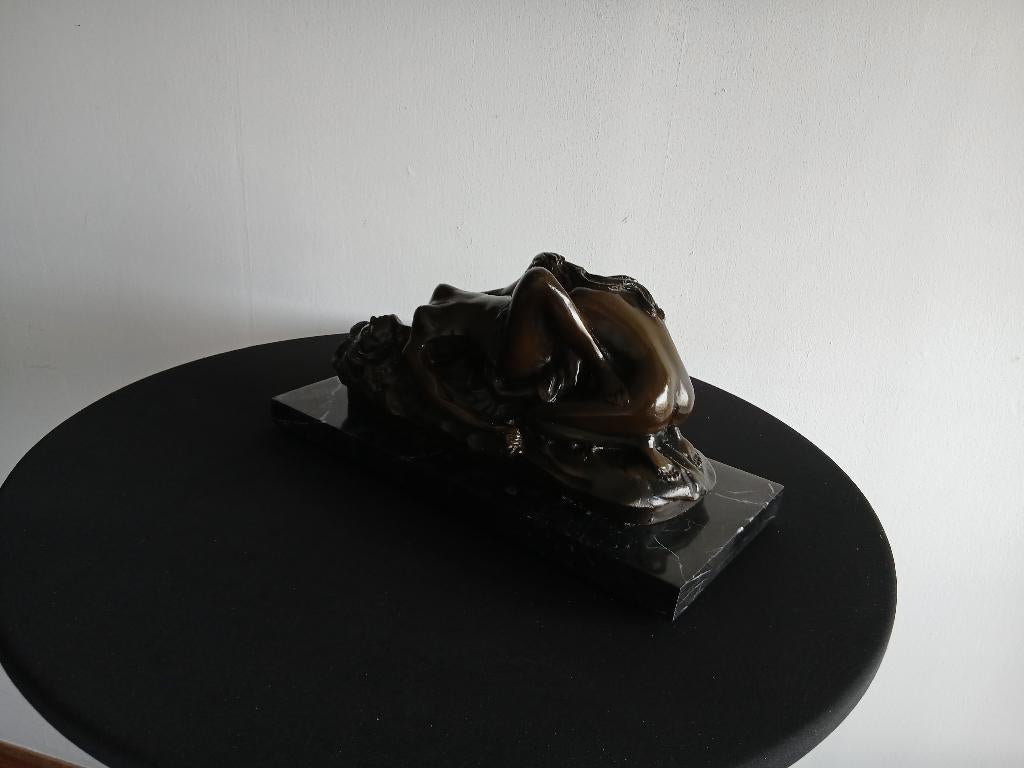 Statue en bronze de Jef Lambeaux, Enlèvement ou Envoi, Patiné, Brons, Statue