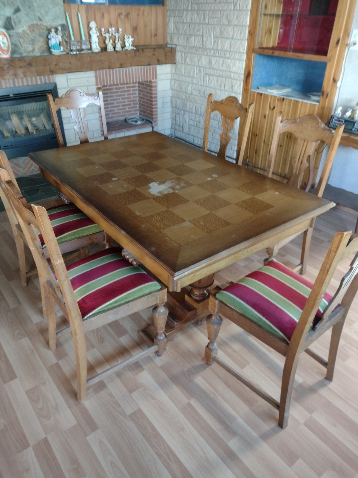 Eetkamer kompleet, Ophalen