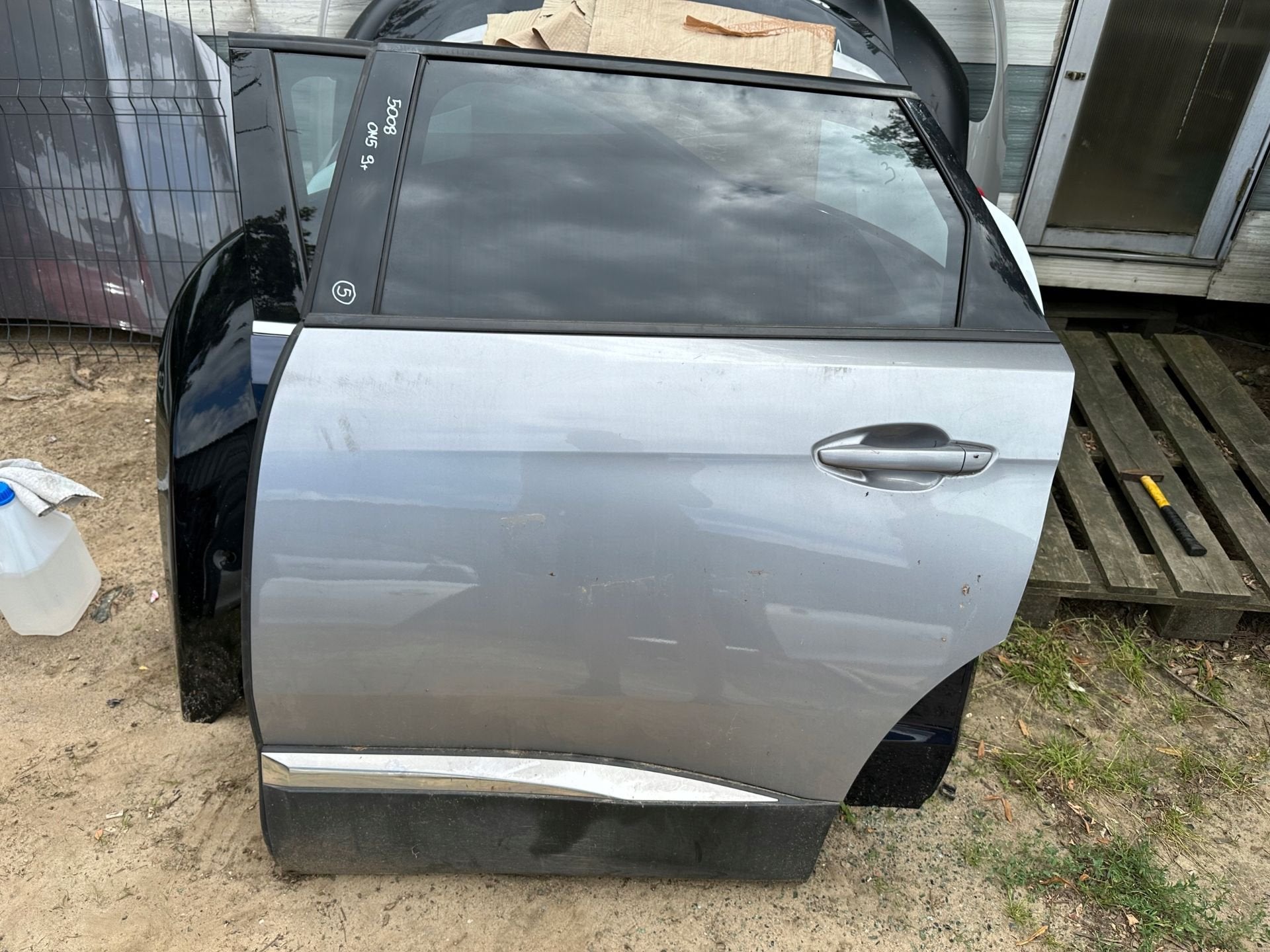 Peugeot 5008 II Portier Links 5008, Taurusavenue 1
2132 LS  Hoofddorp, NL, Contact.group@renault.com, Stellantis N.V., Utilisé