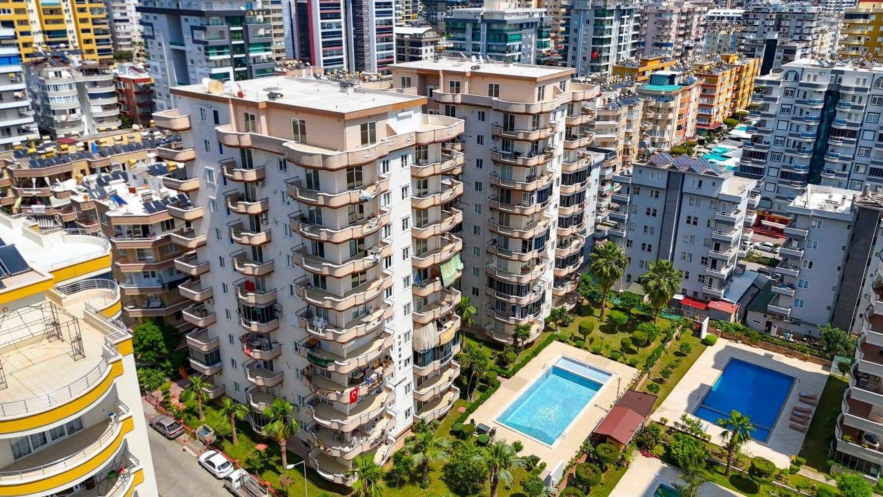 Ruime duplex woning 255m², Immo