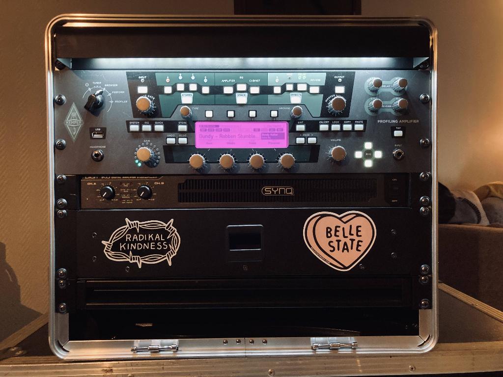 Kemper Profiler + Remote + Gator rack, Ophalen, Gebruikt, Gitaar, 100 watt of meer