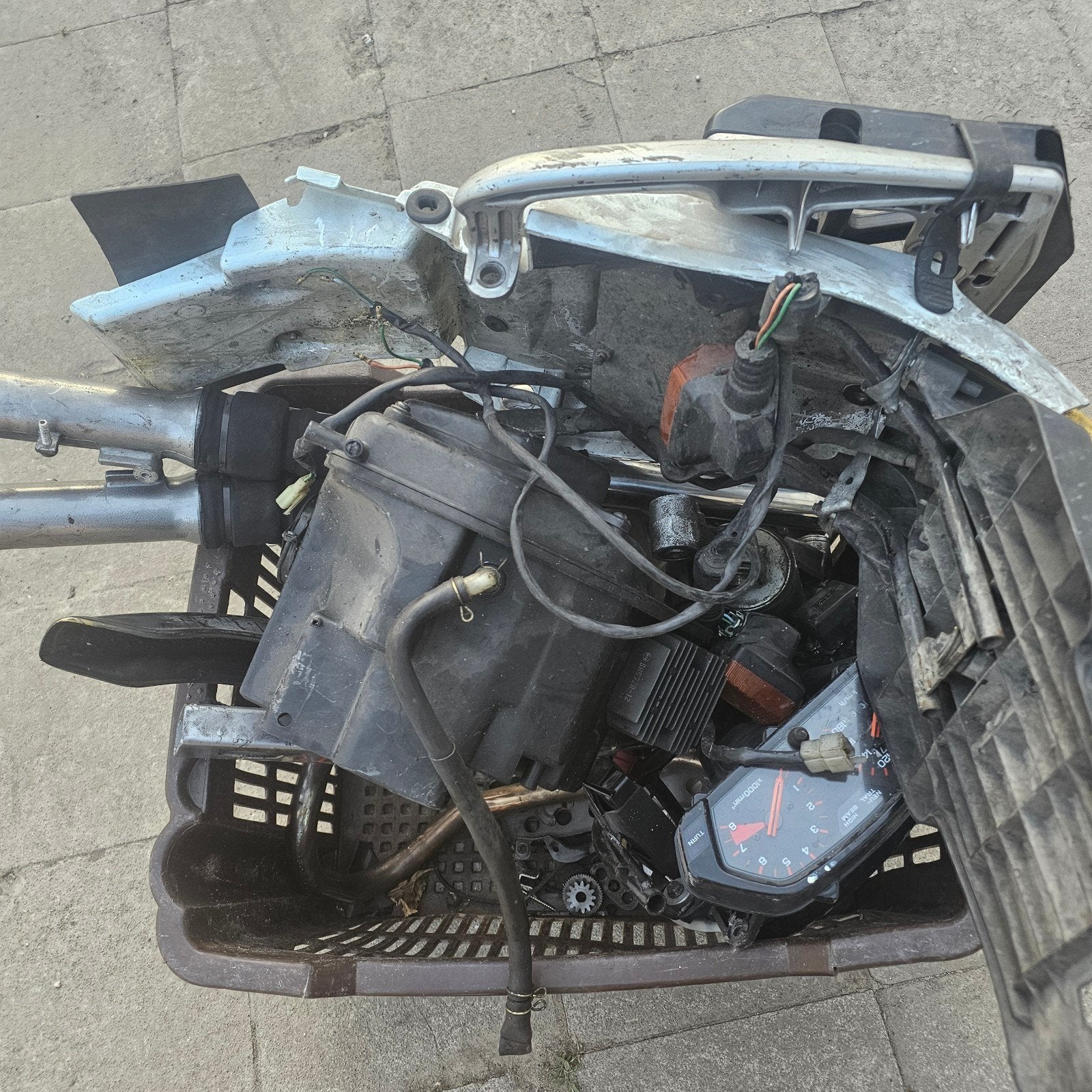 pieces honda dominator 650, Motos, Enlèvement ou Envoi