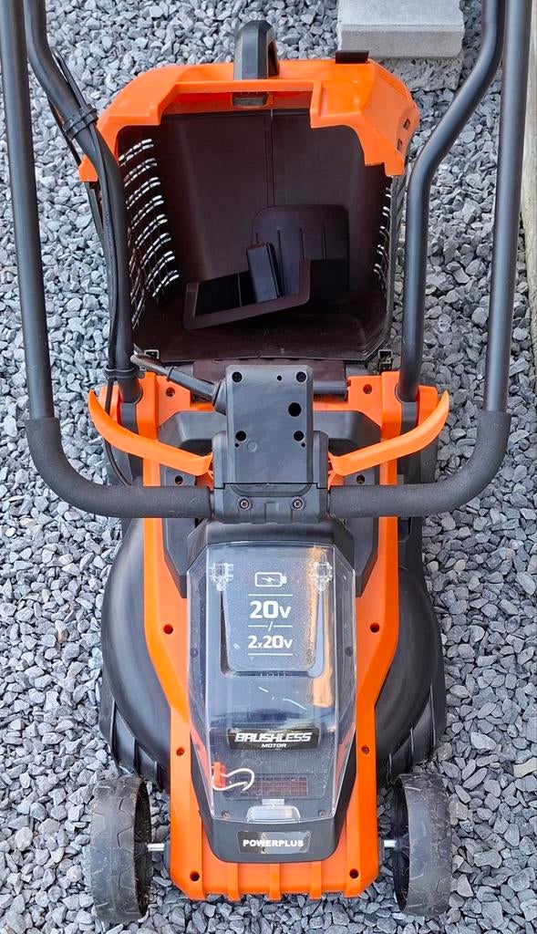 Dual power grasmachine Powerplus, Enlèvement, Bac de ramassage