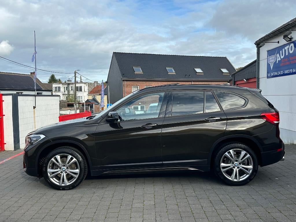 BMW X1 1.5iA sDrive LEDEREN GPS TOI PANO EURO 6 d volledig, Auto's, Achterwielaandrijving, Bruin, Leder, Bedrijf