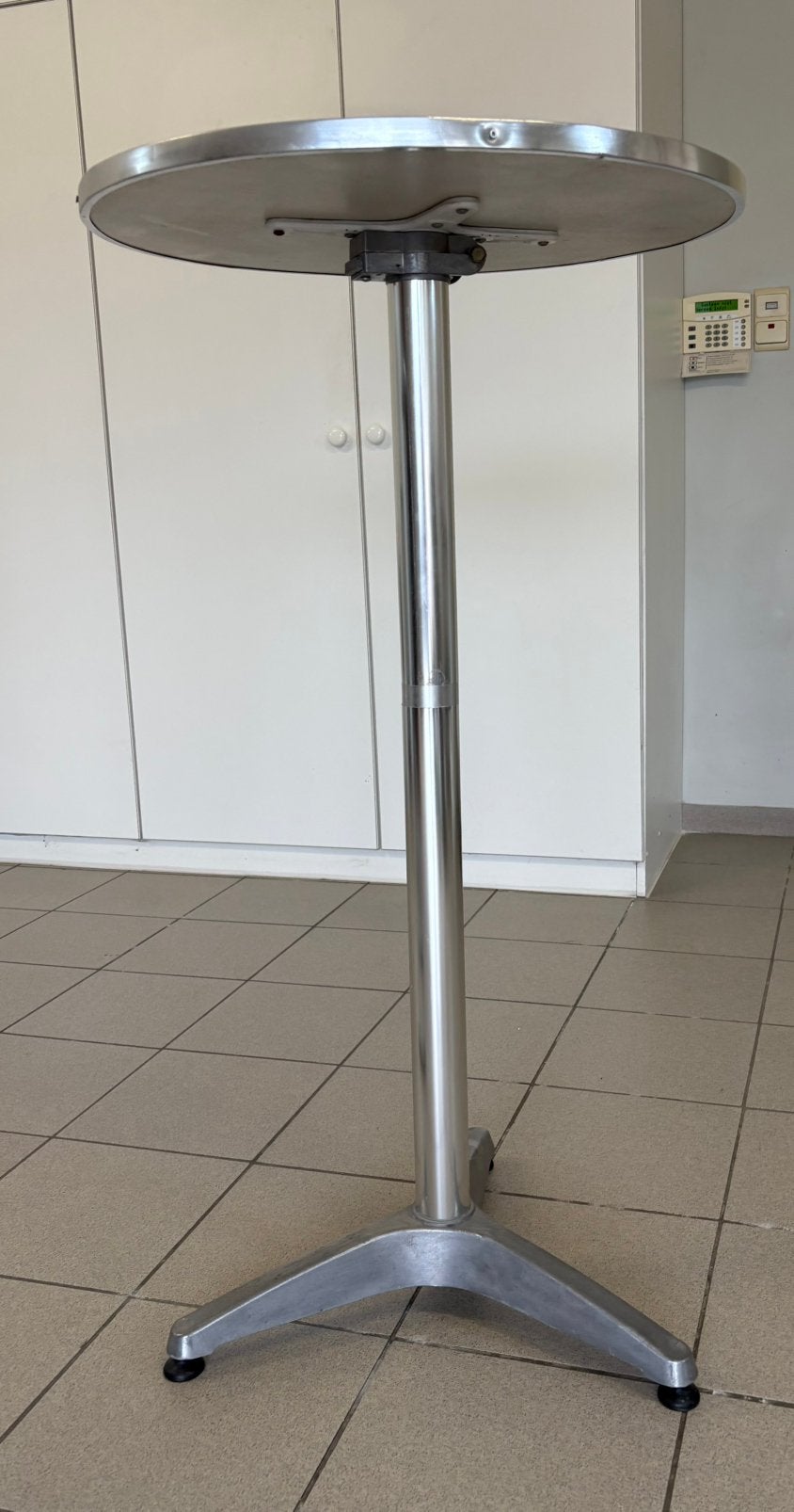 Table debout pliable, Enlèvement, Comme neuf
