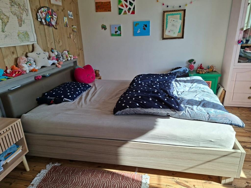 Bedframe 1m60, Huis en Inrichting, Ophalen, Gebruikt, Tweepersoons, 200 cm