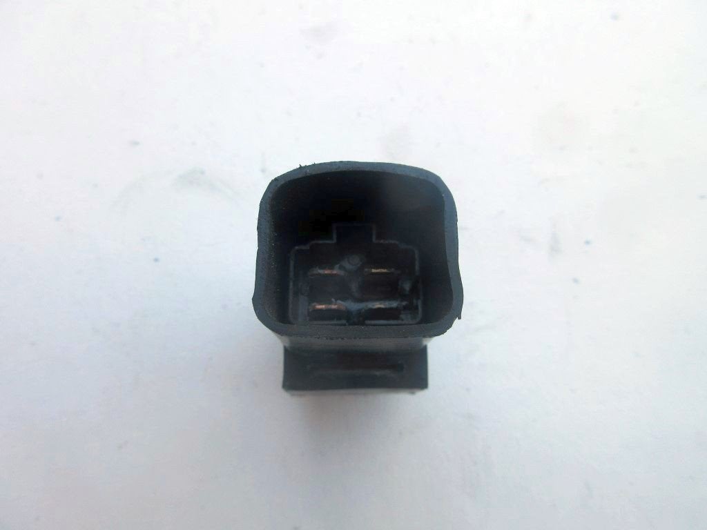 Suzuki GS500 relais vier pins GS 500 relays GS500E relay 4P, Motoren, Ophalen of Verzenden, Gebruikt