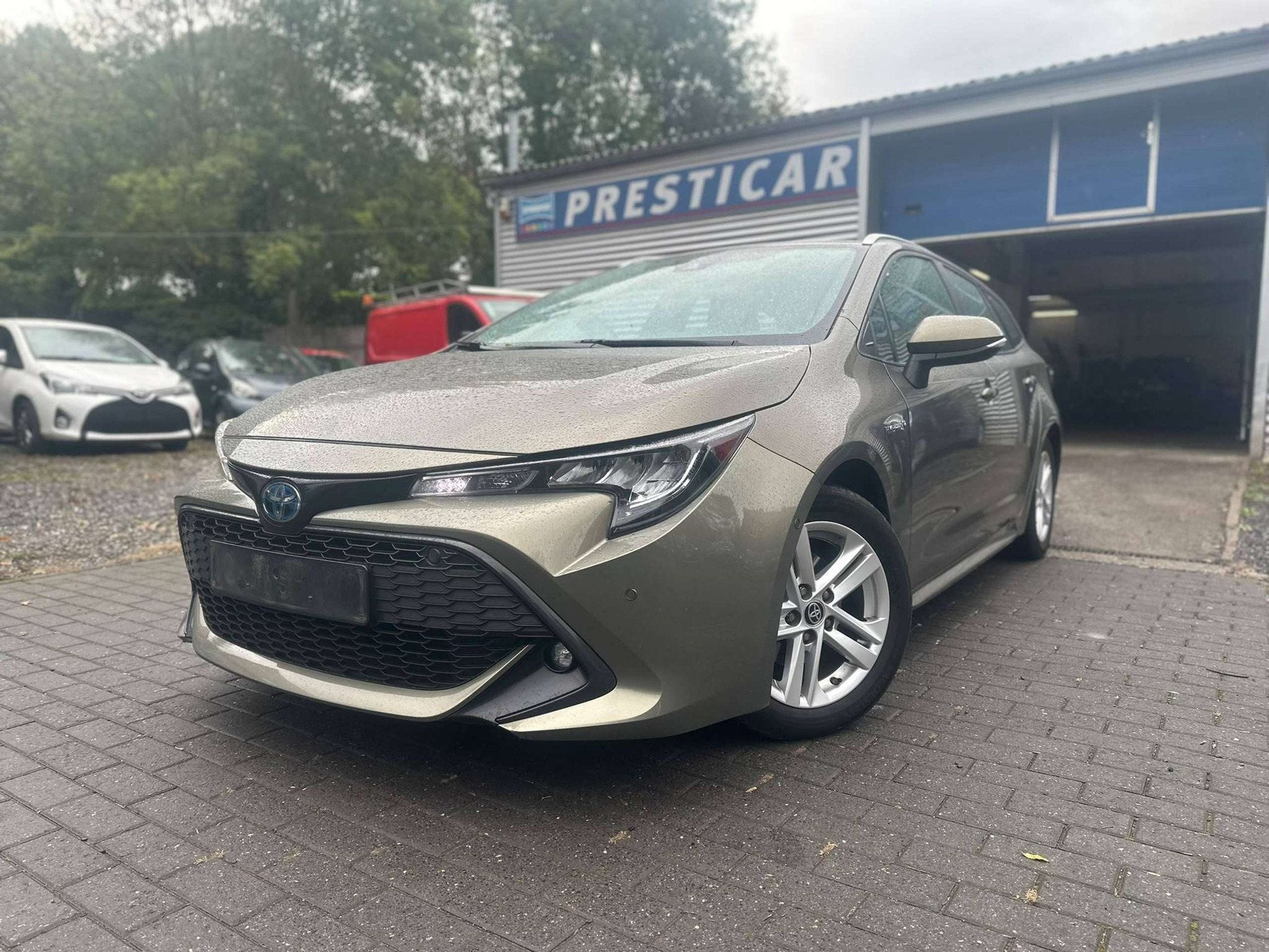 Toyota Corolla Corolla Hybrid 1.8 GPF e-CVT (automatique), Autos, Achat, Euro 6, Entreprise, 72 kW