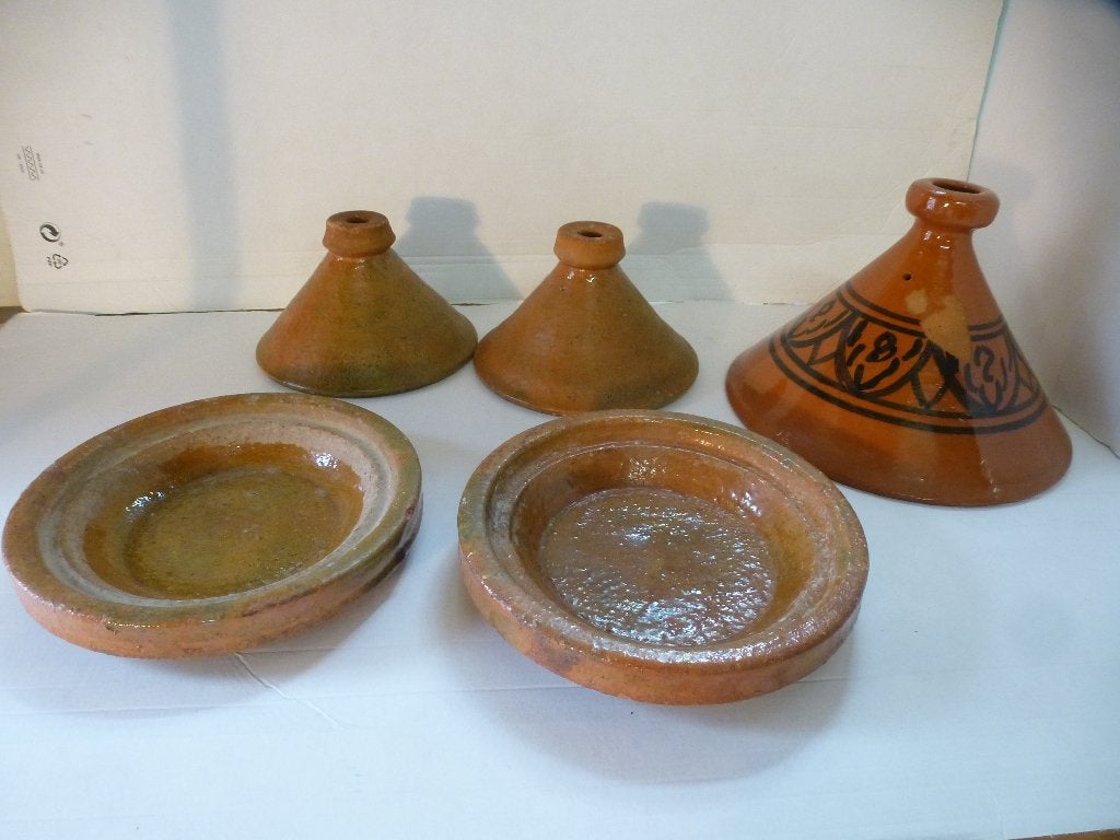 2 X TAGINE  1 X TAGINE DEKSEL, Ophalen of Verzenden, Gebruikt, Steen/keramiek, Tajine