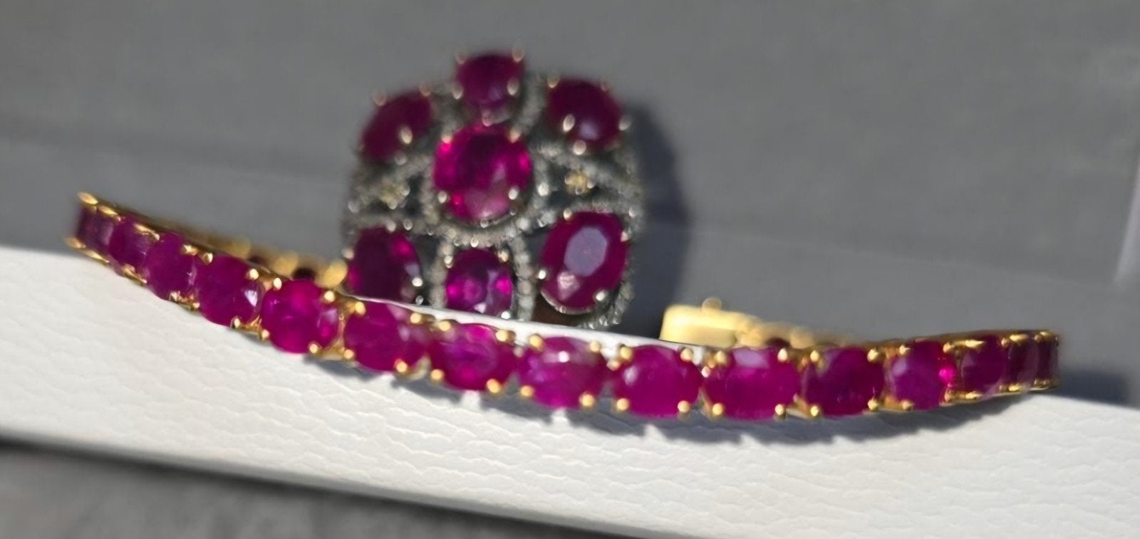 14k Prachtige armband met certificaat en Ring, Handtassen en Accessoires, Ringen, Nieuw, Ophalen of Verzenden, Met edelsteen, Dame