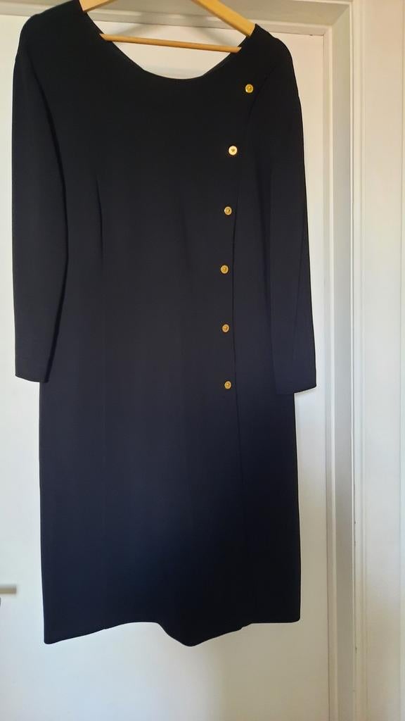 Versace kleedje, zo goed als noeuw, Kleding | Dames, Jurken, Zwart, Maat 42/44 (L), Ophalen of Verzenden, Zo goed als nieuw