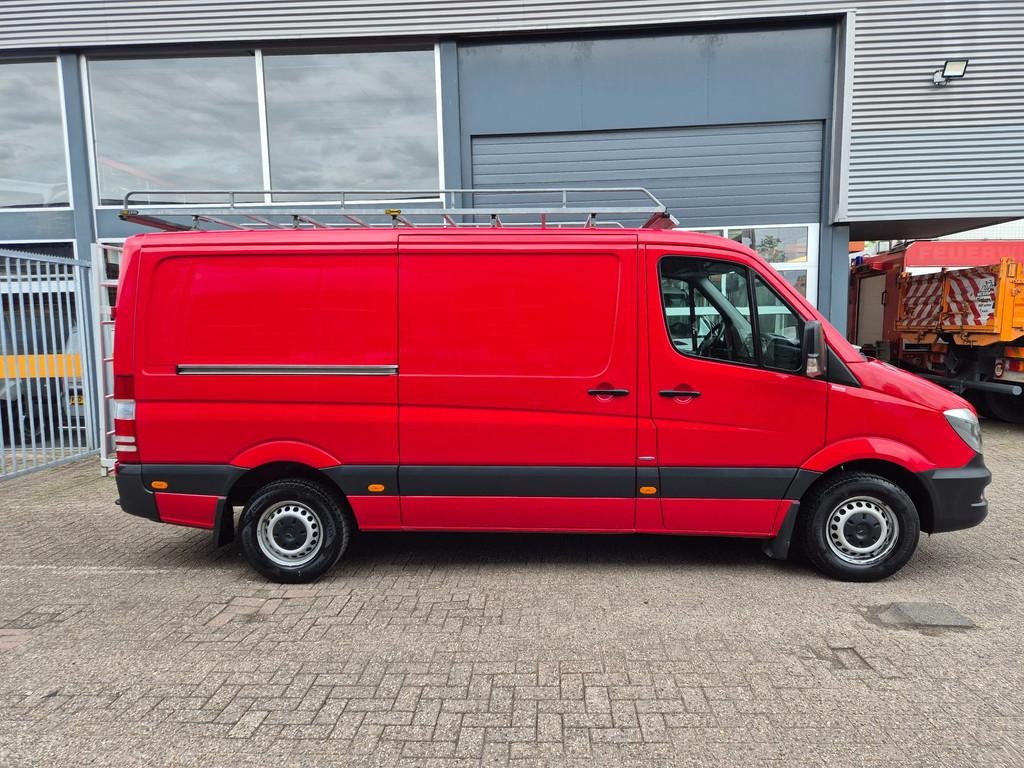 Mercedes-Benz Sprinter 316 CDI L2/ Automaat/ Camera/ Navi, Auto's, Automaat, Euro 5, Achterwielaandrijving, Gebruikt